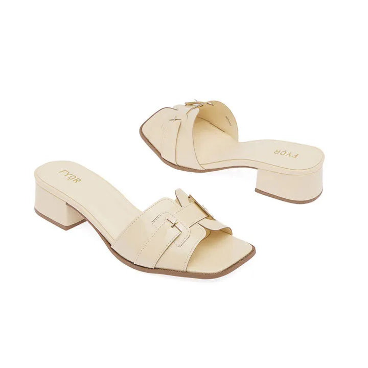Chic Patent Mule BDV 107