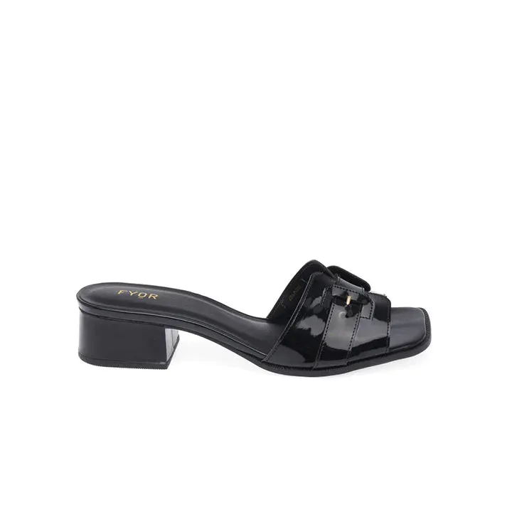 Chic Patent Mule BDV 107