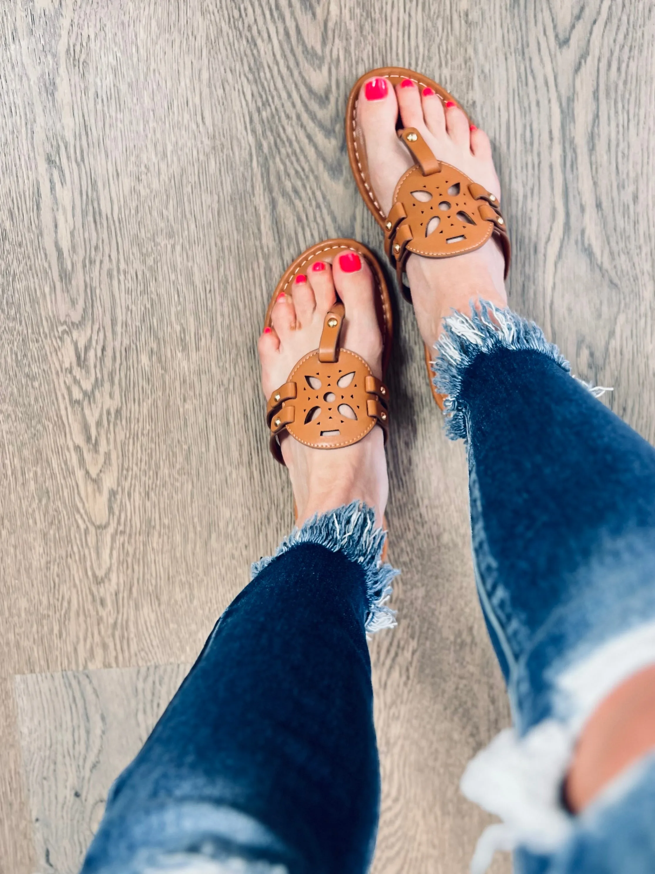 Daiya Sandals