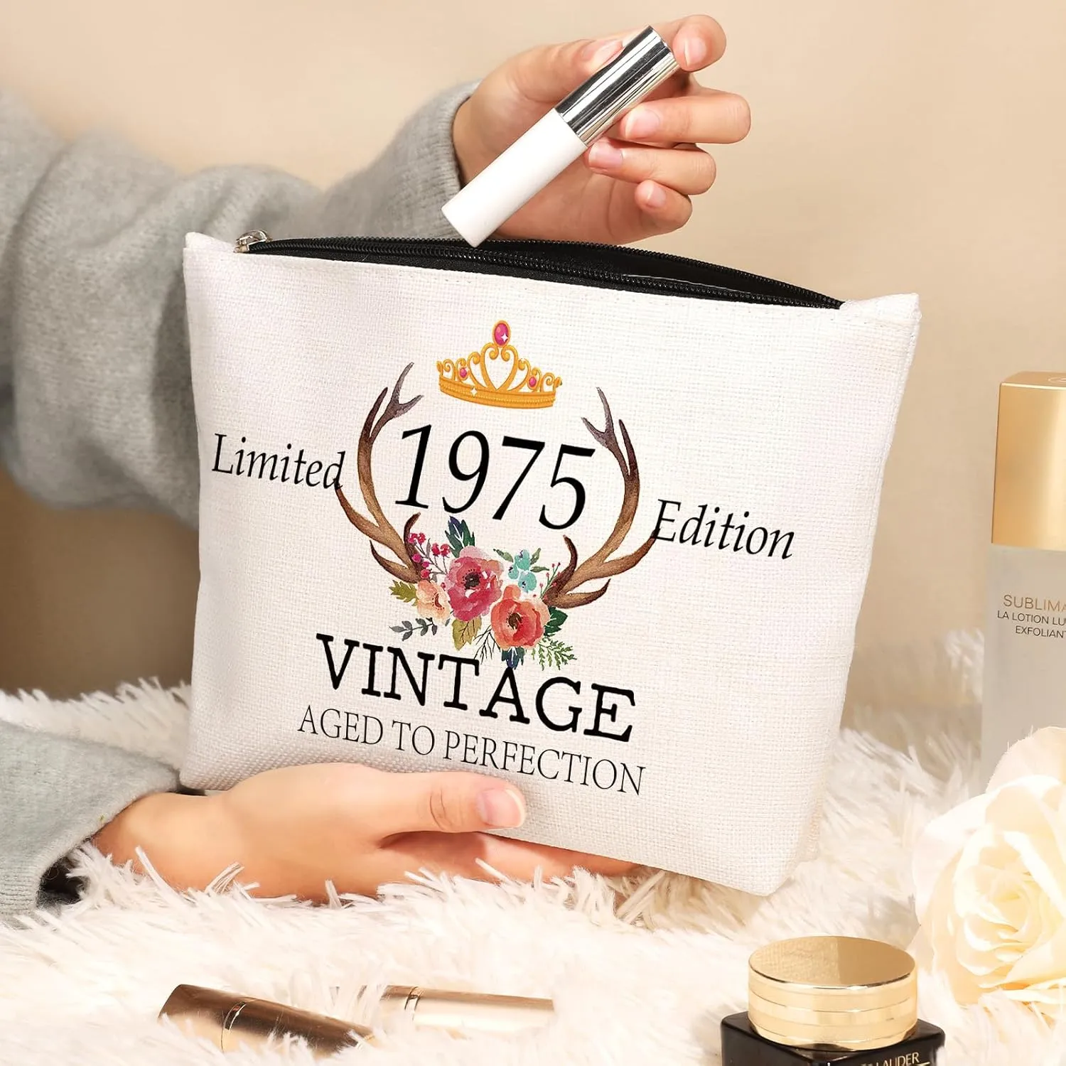 GevGuxLuo 50th Birthday Gifts for Women Makeup Bag, 50 Years Old Birthday Gifts for Mom Grandma Wife Aunt Friends Her,Turning 50 Cosmetic Bags 1975 Anniversary Cosmetic Travel Bag