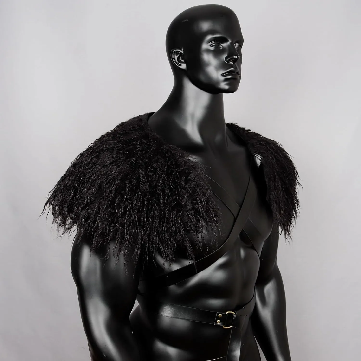 L'VOW Men's Faux Fur Collar Medieval Winter Warm Shoulder Wrap Viking Warrior Short Cape Shawl Halloween LARP Cosplay Costume