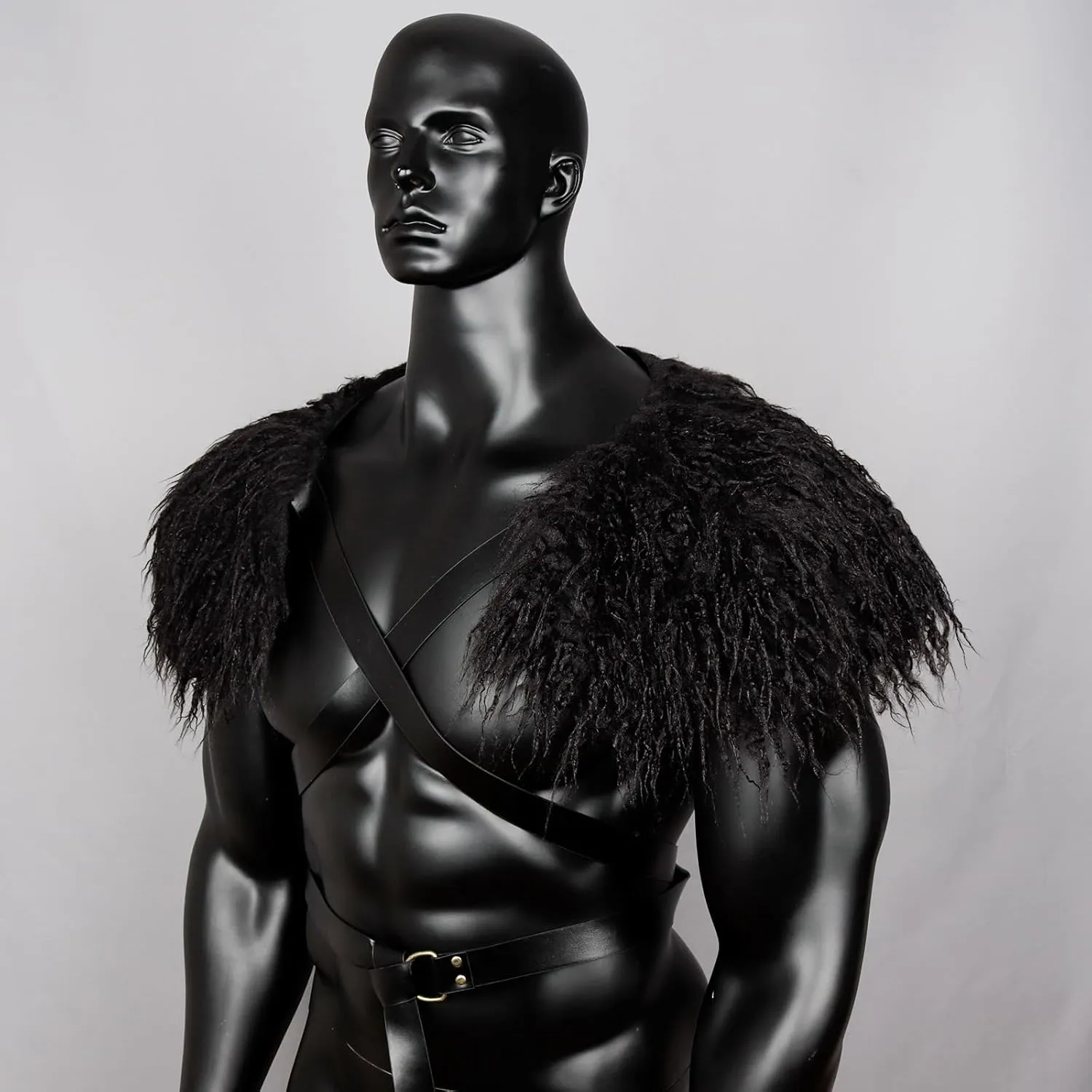 L'VOW Men's Faux Fur Collar Medieval Winter Warm Shoulder Wrap Viking Warrior Short Cape Shawl Halloween LARP Cosplay Costume