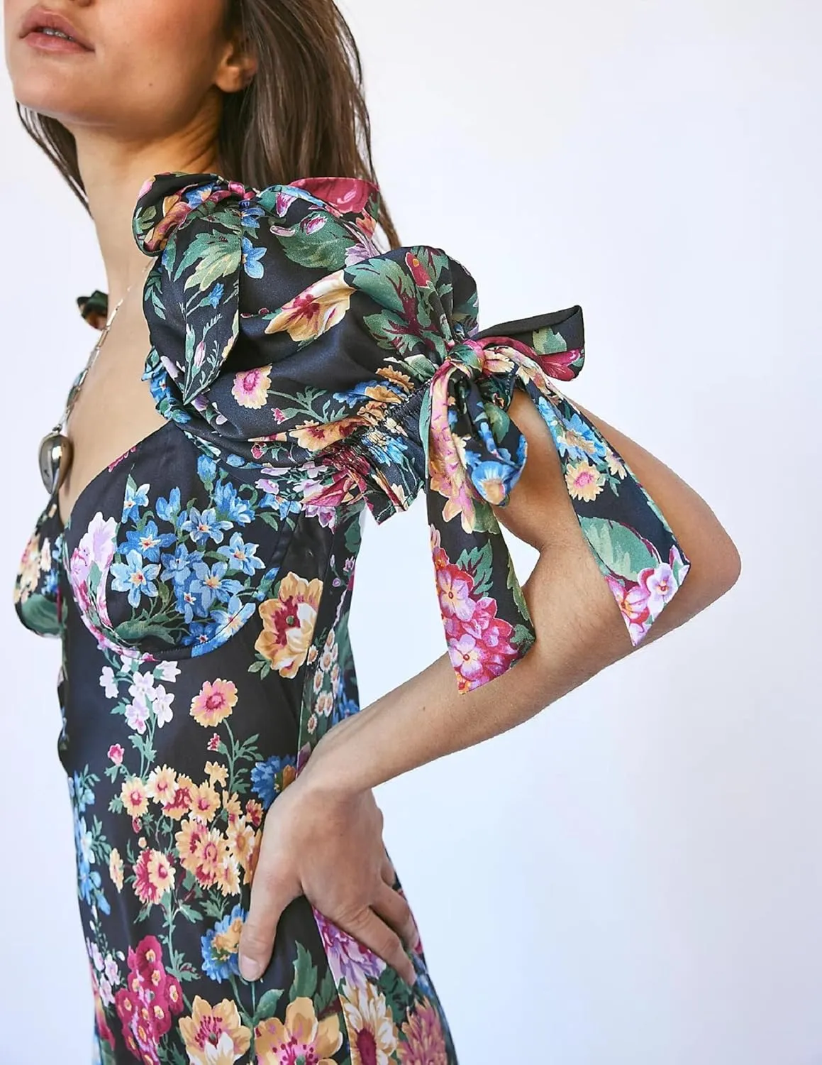 Women Y2K Floral Boho Maxi Dress Puffy Sleeve Square Neck Flowy Long Dress Smocked Tiered Ruffle Summer Sundresses