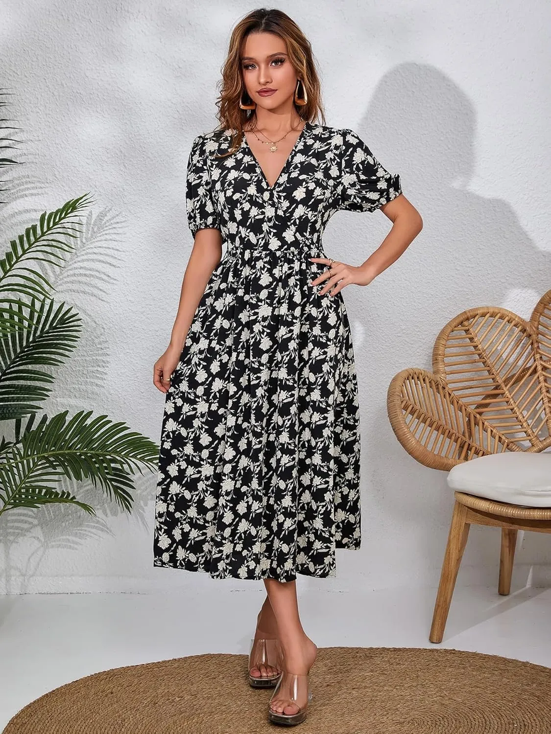 Women's Blue Floral Print Cross V-Neck Maxi Dress, Casual Summer Beach Vacation Dress, Elegant Cocktail Dress for Women